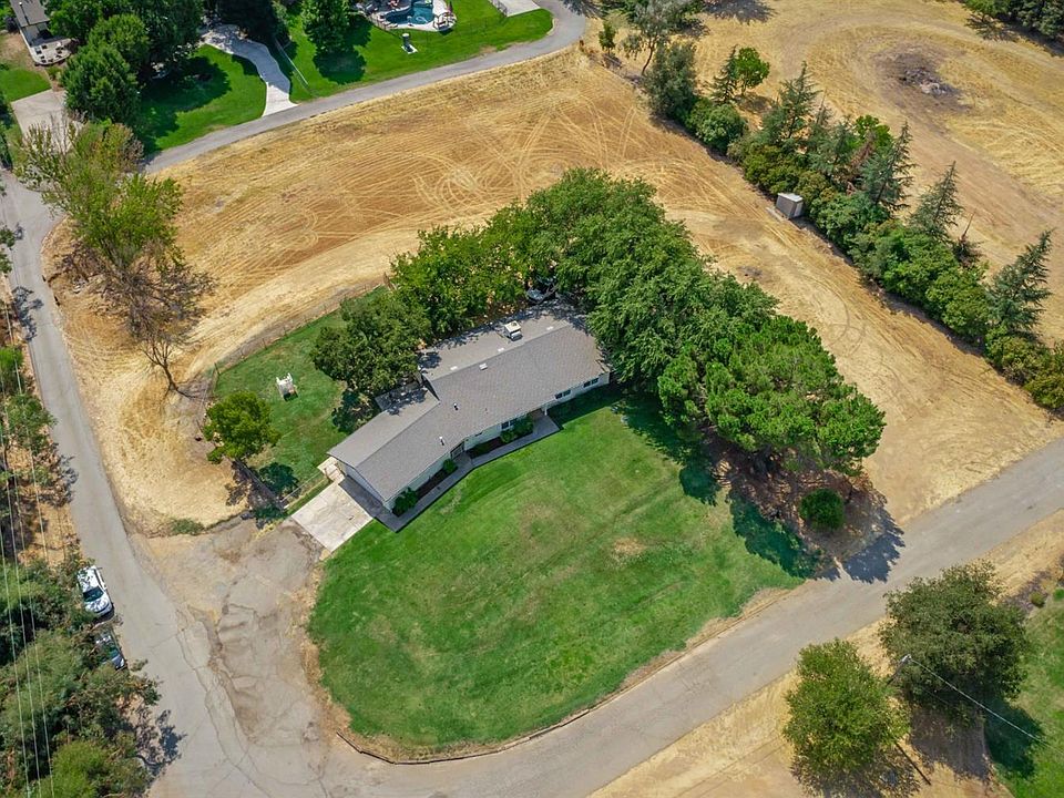 1st image of 1570 Misty Ln