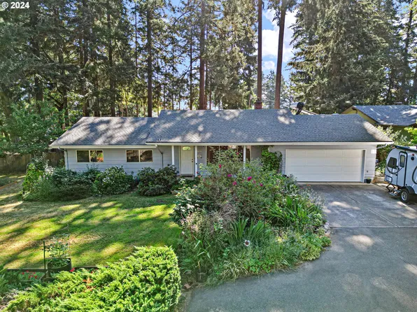 26070 Marina Rd, Veneta, OR 97487