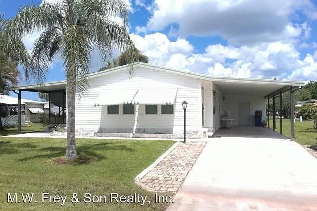 1st image of 26261 Squire Ln