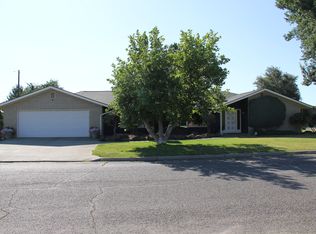 201 Penny Ln, Toppenish, WA 98948