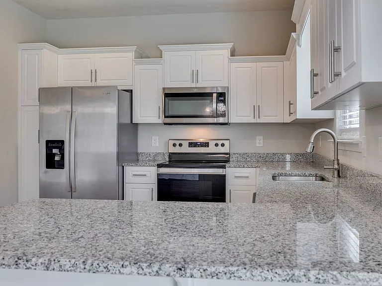 340 Fox Haven Dr — Photo 11