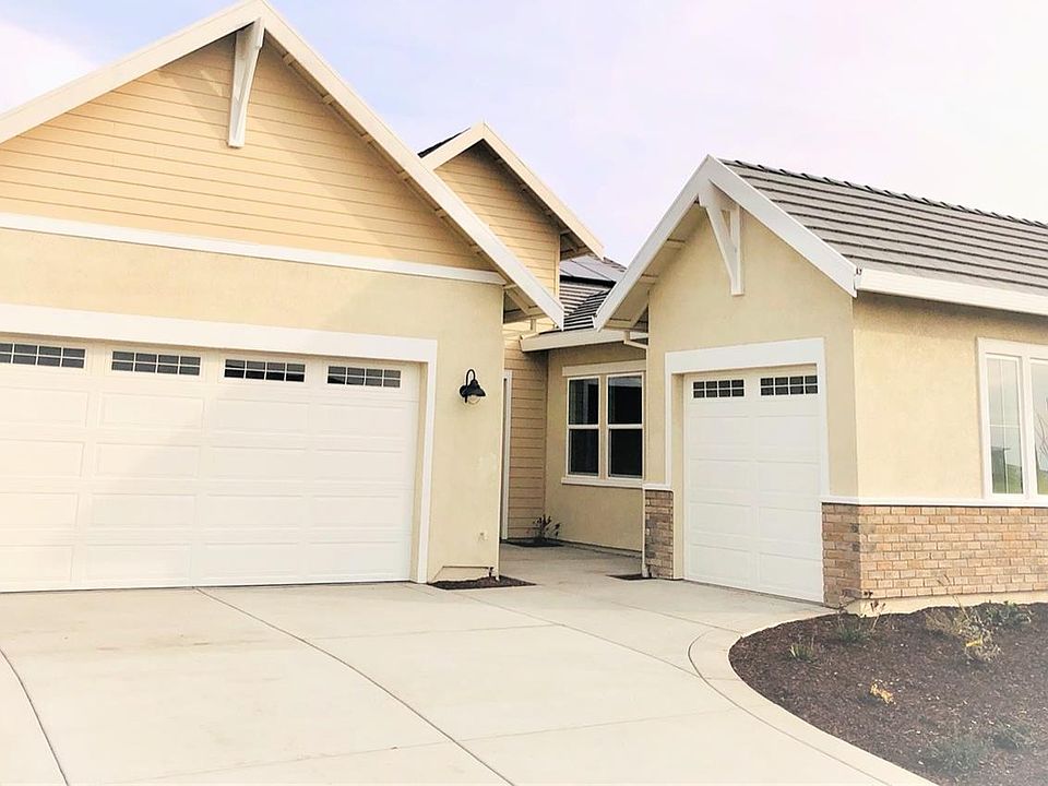 2nd image of 1041 Zodiac Ln
