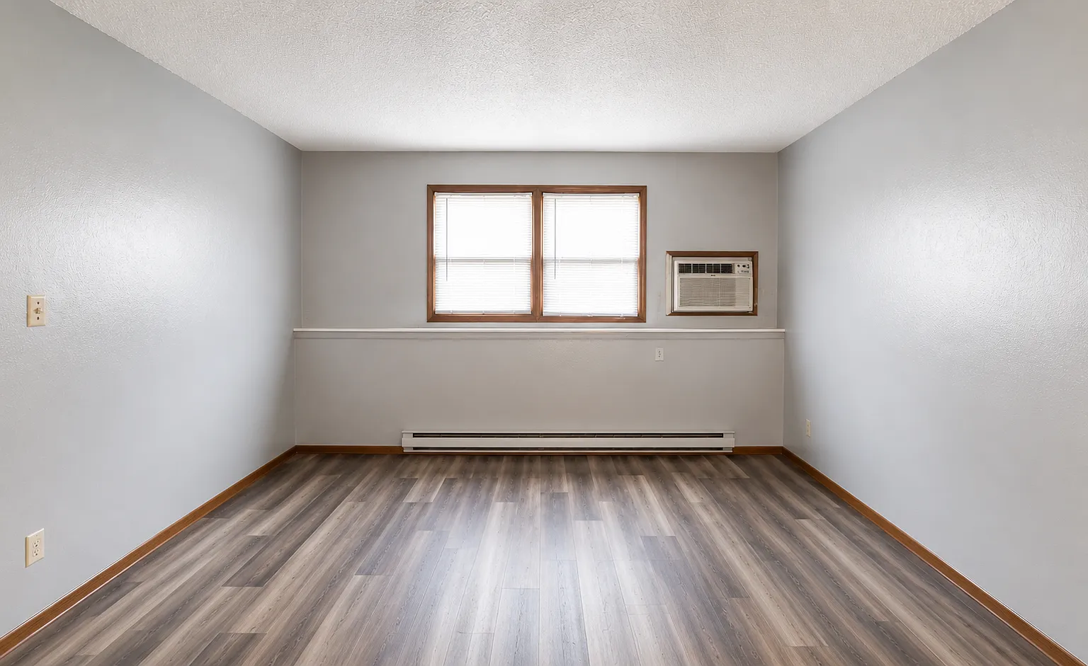 2 bed, $600 — Photo 4