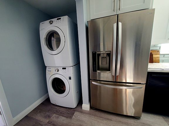 2nd image of 5521 Blueridge St #1