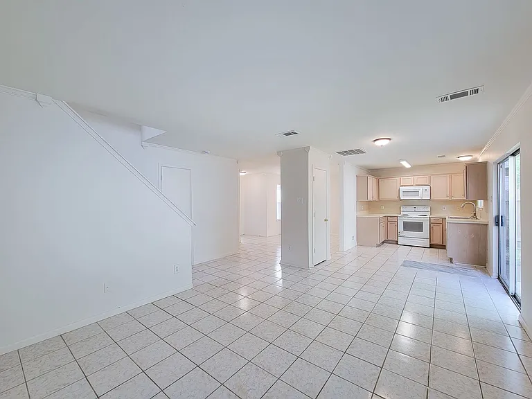 11810 Rolling Stream Dr — Photo 13