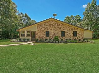 6683 Pine Shadows Rd, Cleveland, TX 77328