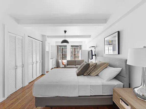 45 Tudor City Place image 1 of 13