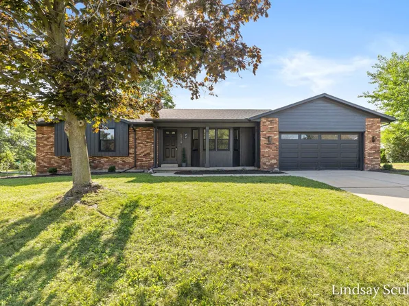 5719 Bentbrook Dr SE, Kentwood, MI 49508