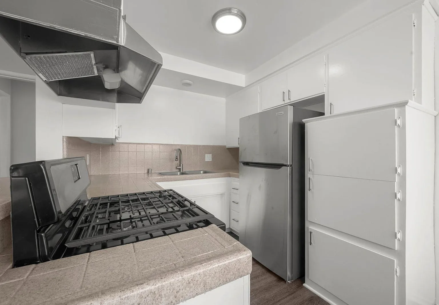 1 bed, 1.0 bath, 650 sqft, $1,795 — Photo 3