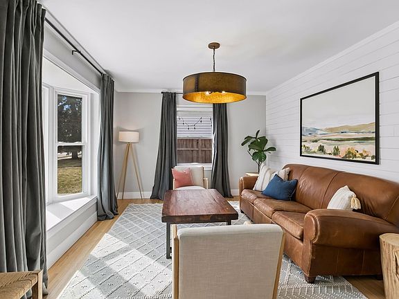 5th image of 5936 Newton Ave S