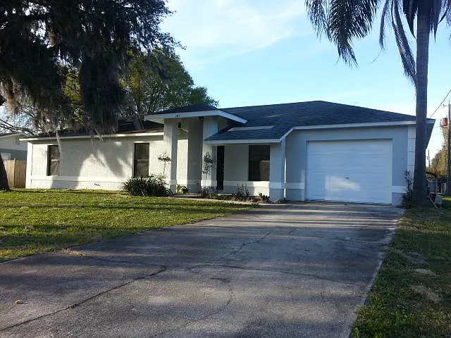 2341 Timbercreek Loop W — Photo 2