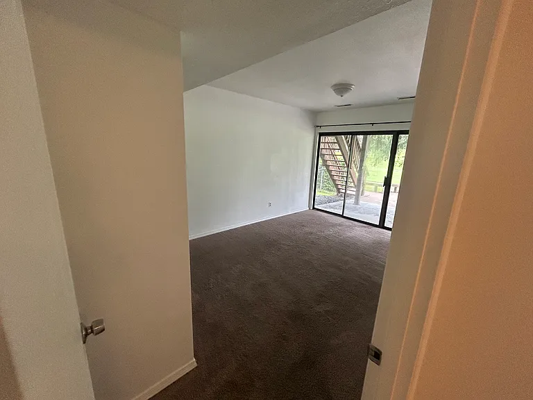 3707 Northshore Blvd NE #D — Photo 24
