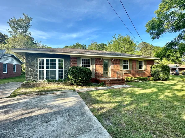 1138 Herman Lodge Boulevard, Waynesboro, GA