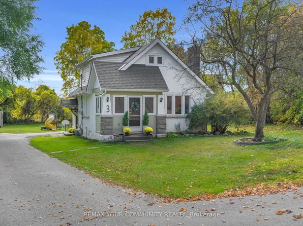 3 Catering Rd, Georgina, ON L0E 1R0