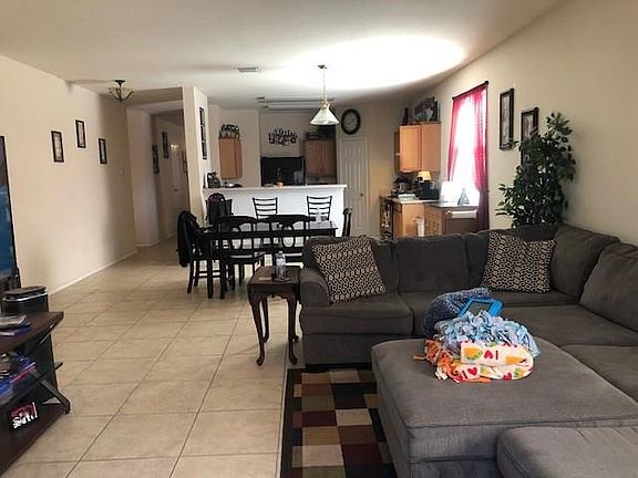 2nd image of 1712 Cliffrose Ln