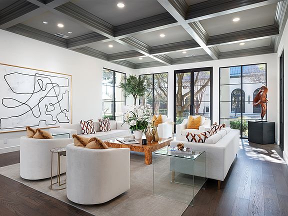 3rd image of 4700 Dorset Rd