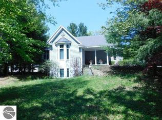6290 W Lakewood Dr, Glen Arbor, MI 49636