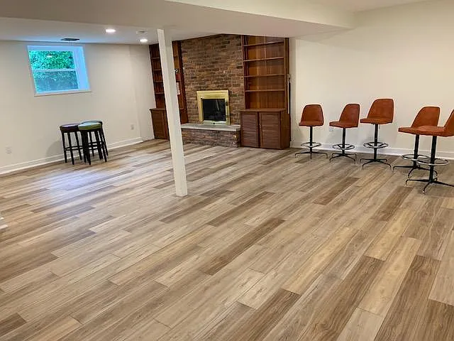 121 N Lexington Dr — Photo 4
