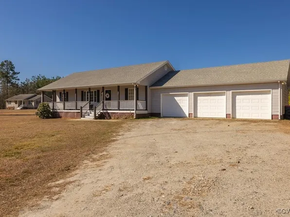 11272 Farmville Rd, Farmville, VA 23901