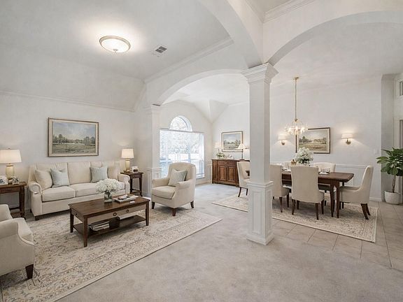 3rd image of 2434 Pebblebrook Cir