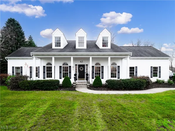 43 Twin Oaks Dr, Milan, OH 44846