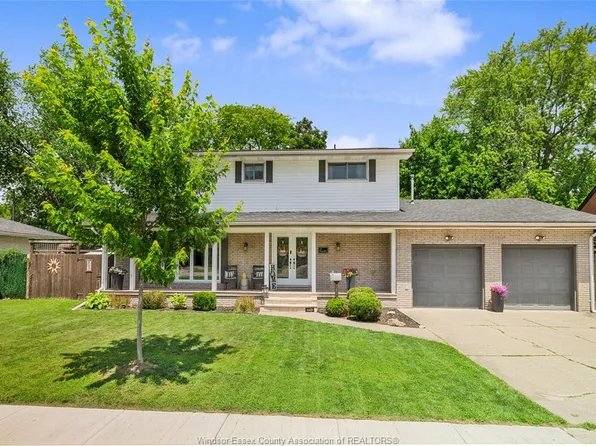 445 Laurier Dr, Lasalle, ON N9J 1M1