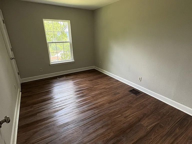 2612 Ocoee St — Photo 7