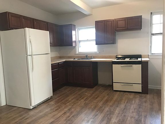 Kitchen with appliances included