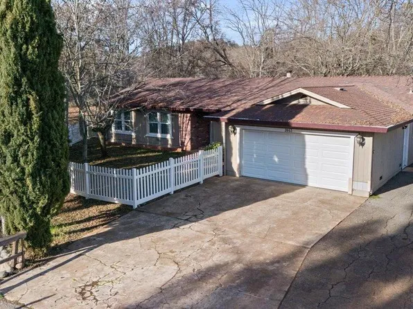 2663 Country Club Dr, Cameron Park, CA 95682