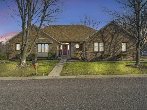 16 Southgate Avenue, Monett, MO 65708