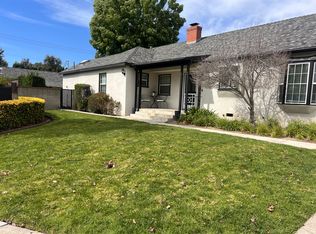 935 N 1st Ave, Upland, CA 91786