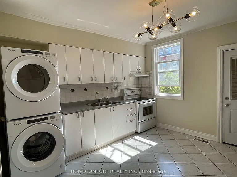 83 Hounslow Heath Rd #MAIN — Photo 5