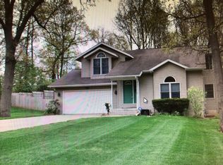 9001 Greystone Rd, Kalamazoo, MI 49009