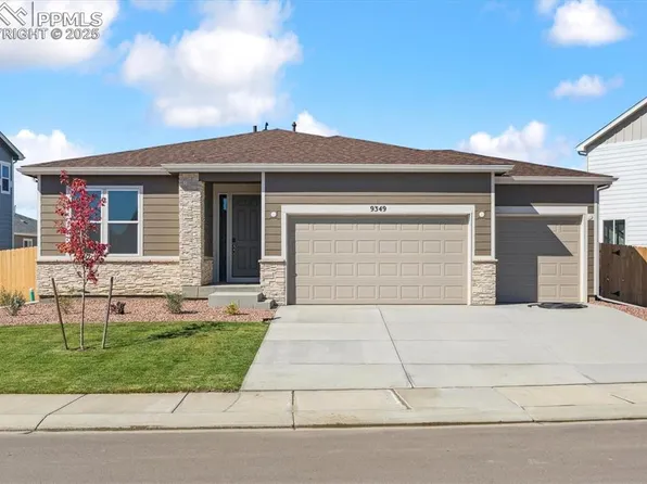 9349 Golden Buffs Dr, Colorado Springs, CO 80925