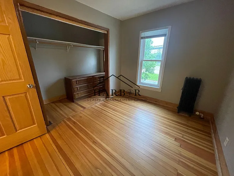 24 W Main St #5 — Photo 8