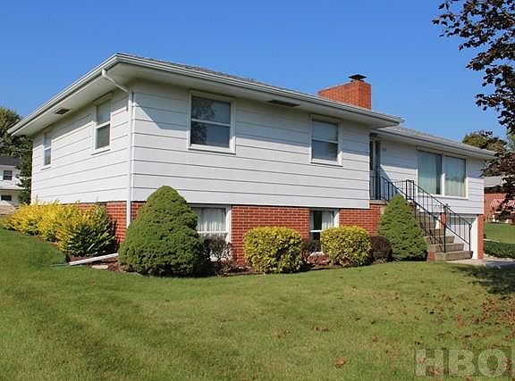 5th image of 574 Dolly Ave