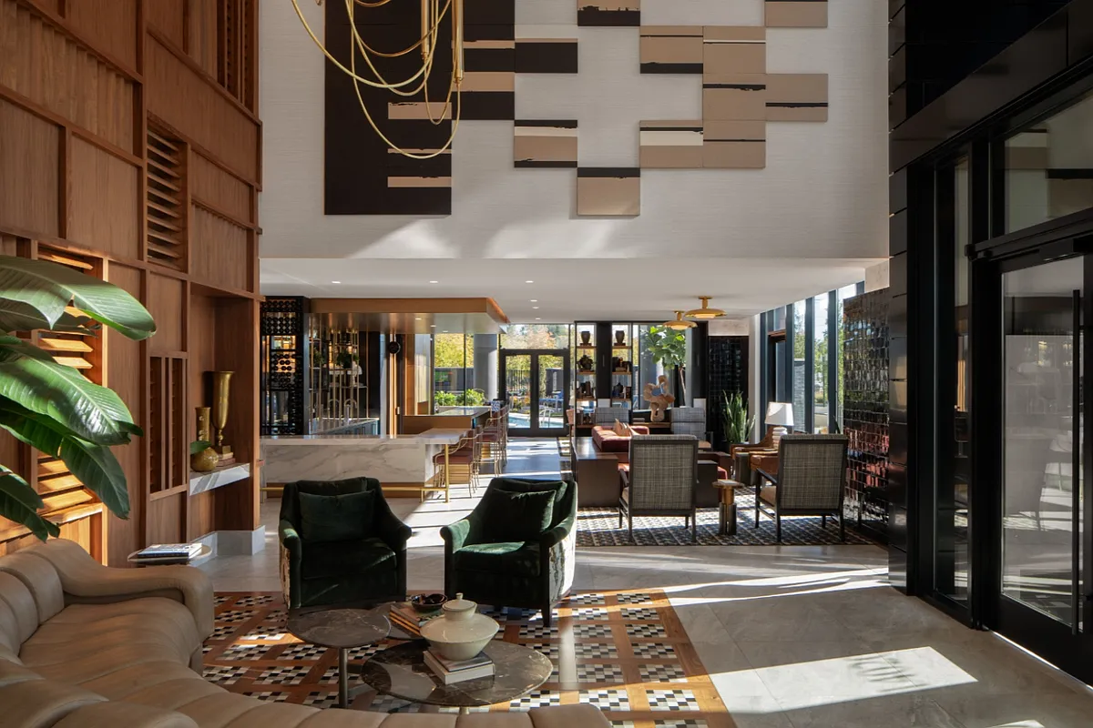 Building Photo - Oro Ballantyne