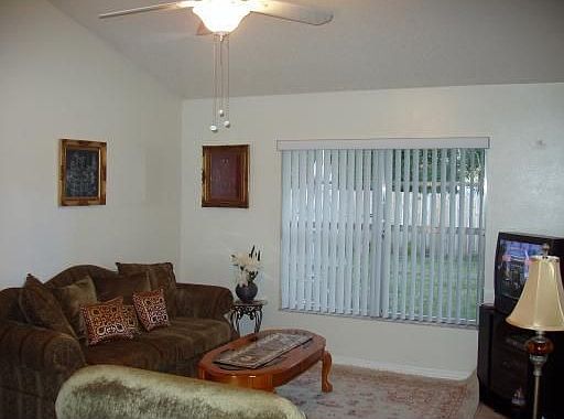 4th image of 12812 Dunhill Dr