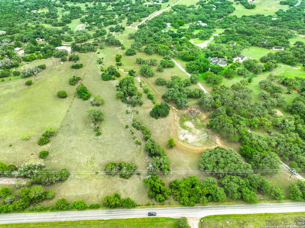 141 Ammann Road, Boerne, TX 78006