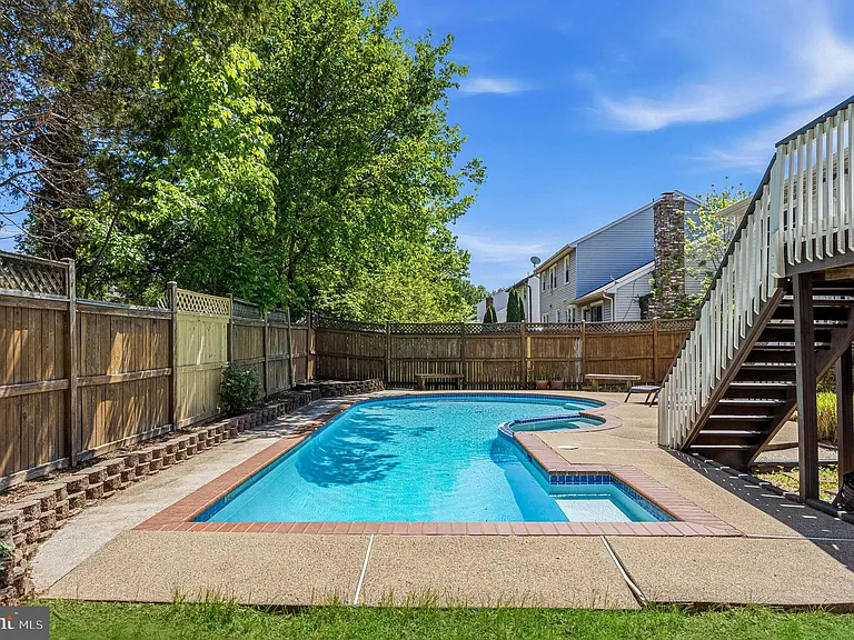 9729 Zimbro Ave — Photo 34