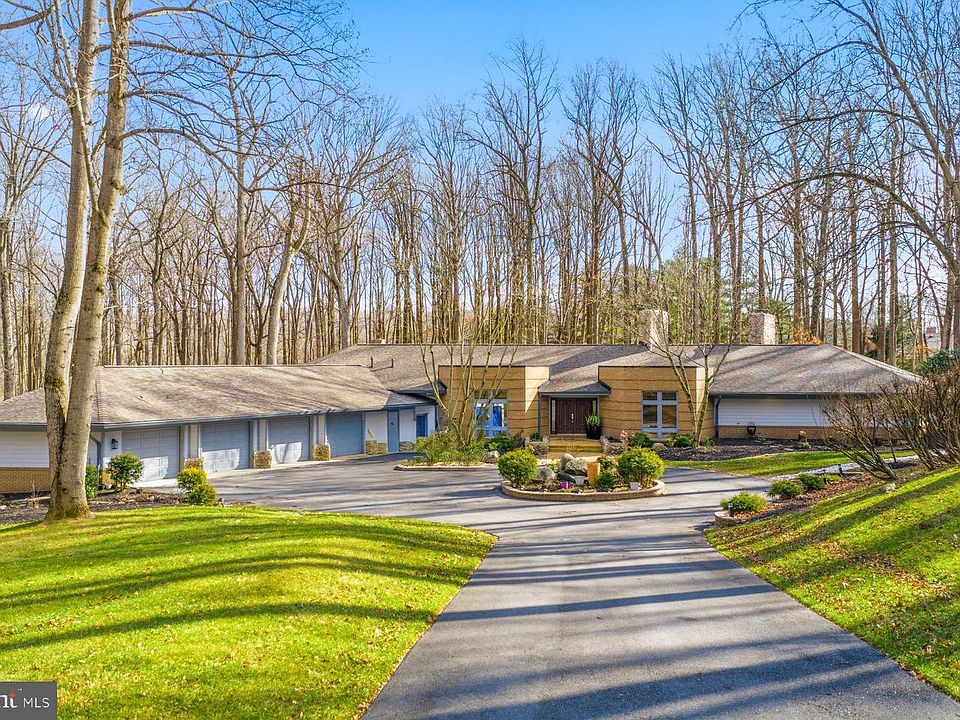 1st image of 4205 Buckskin Lake Dr
