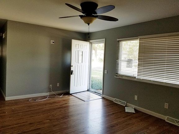 2nd image of 2430 Flamingo Dr