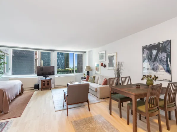 322 W 57th St, New York, NY