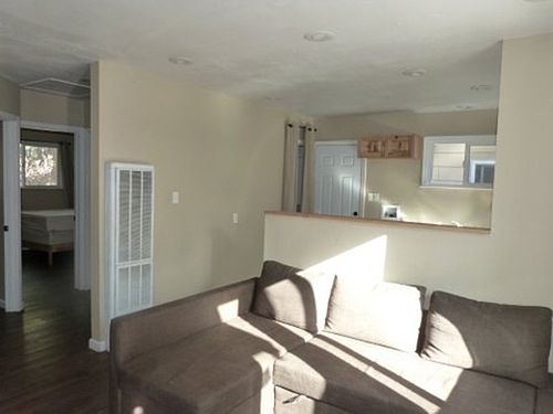 4th image of 3152 Pasadena Ave #1