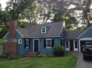 40 Outlook Rd, Wakefield, MA 01880