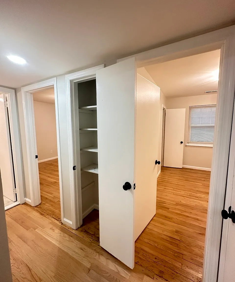 2 bed, $1,800 — Photo 2