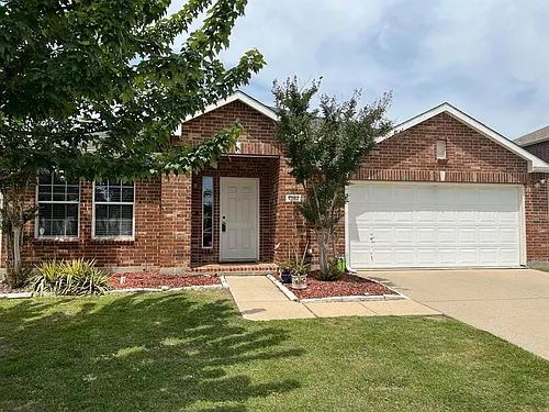 1202 Madison Dr Photo 1