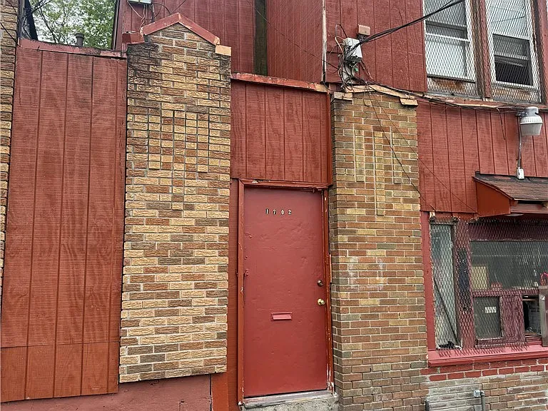 1702 E Fayette St #1 — Photo 2