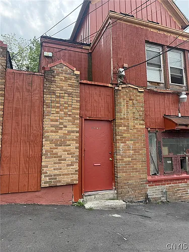 1702 E Fayette St #2 Photo 1