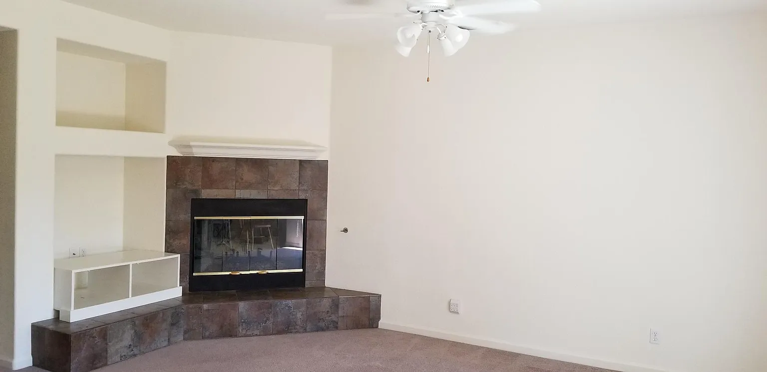 1035 Martin Ct photo 1
